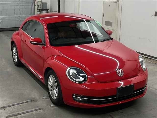 35060 Volkswagen The beetle 16CBZ 2015 г. (MIRIVE Saitama)